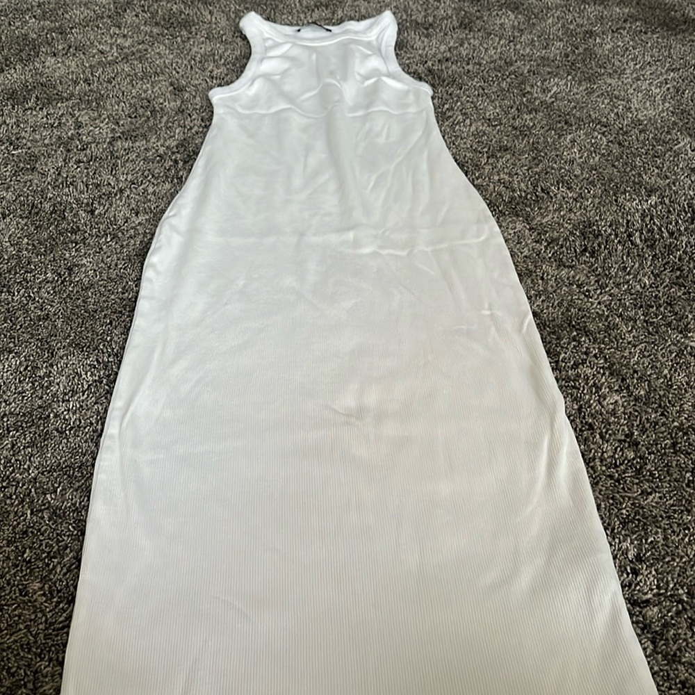 Zara white long/maxi t shirt dress. Very good condition. Size large.